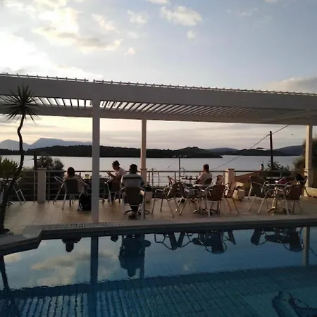 Oasis Boutique Hotel 3*