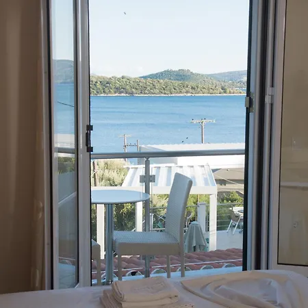 Oasis Boutique Hotel 3*