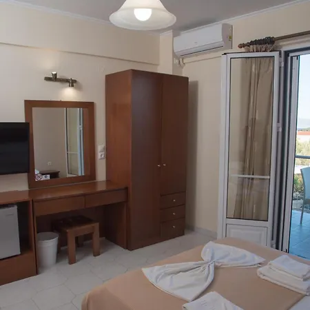 Hotel Oasis Boutique 3*